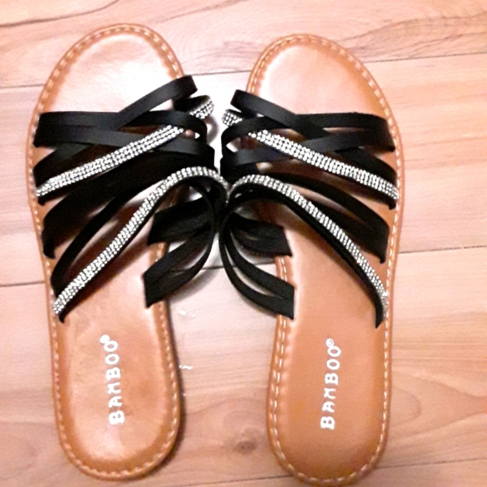 GLITTER STRAPS SANDAL